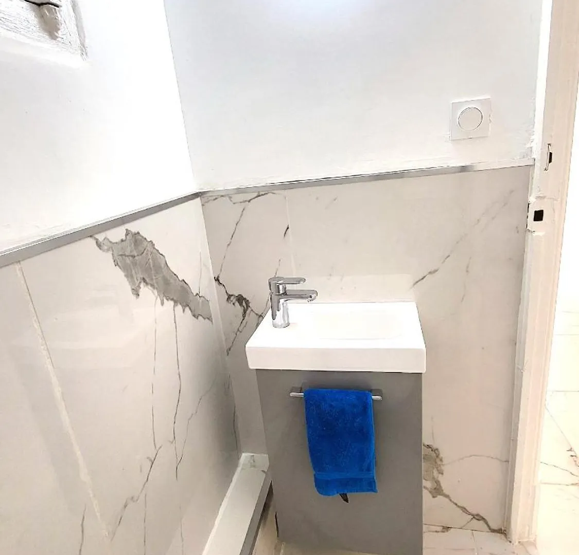 Appartement Coeur Capitole 122M2- Clim - Parking - Ascenseur- Metro à Toulouse