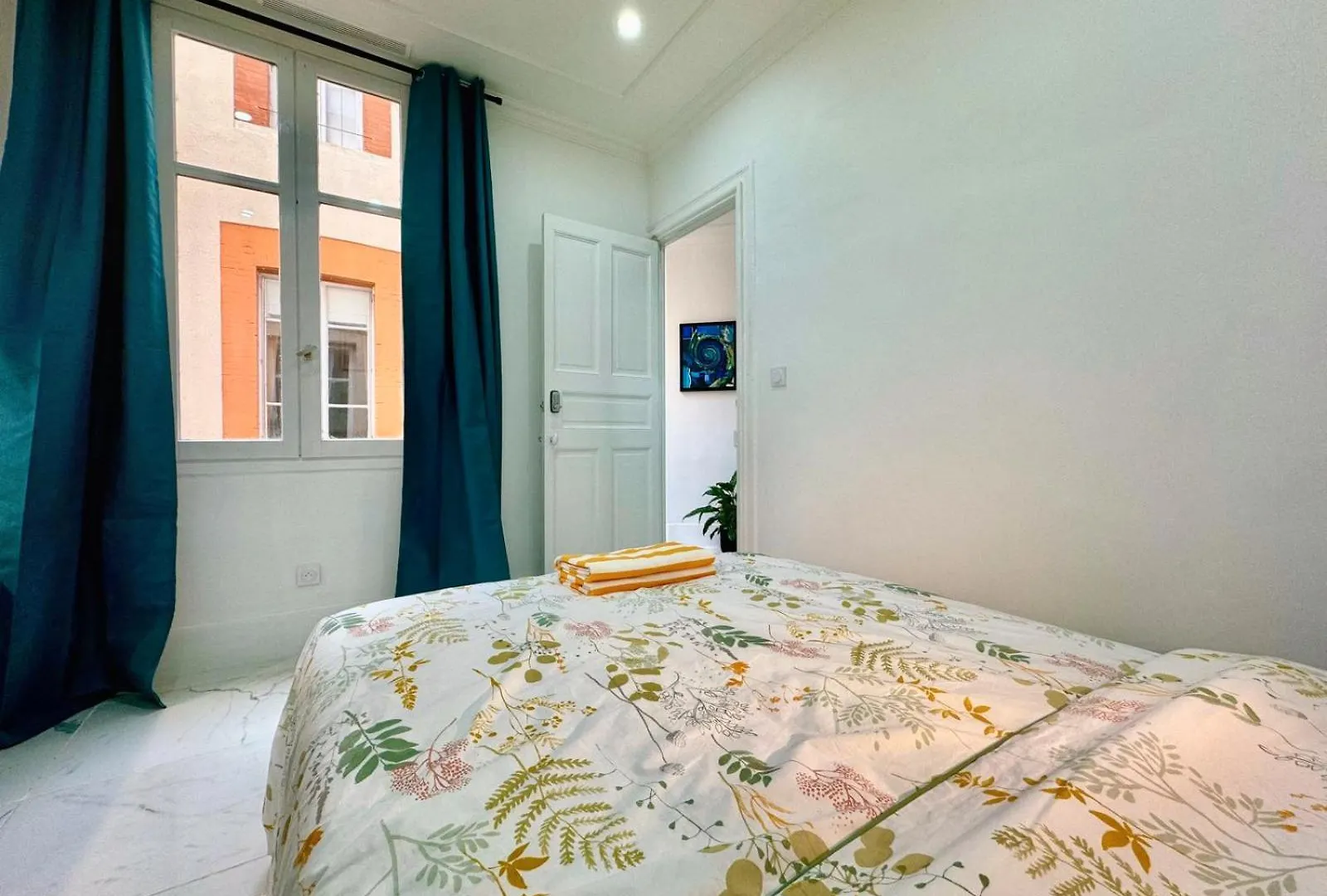 Appartement Coeur Capitole 122M2- Clim - Parking - Ascenseur- Metro à Toulouse